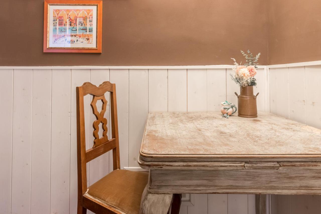 ヴェネツィアCa Falier Piccolo - Little Sweet Studio In 10-12 Minutes From Bus&Train Stationアパートメント エクステリア 写真